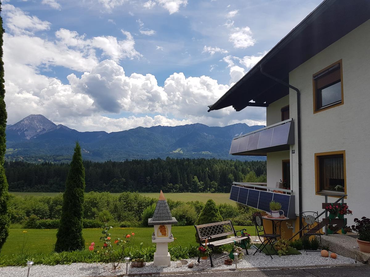 Ferienwohnungen Pirker Drobollach am Faakersee Luaran gambar